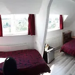بان فندق 2*