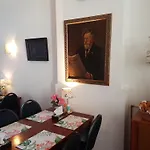 بان فندق 2*