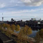 بان