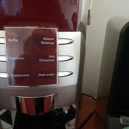 Baan 2* רוטרדם