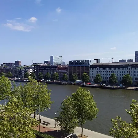 Baan Hotel Rotterdam