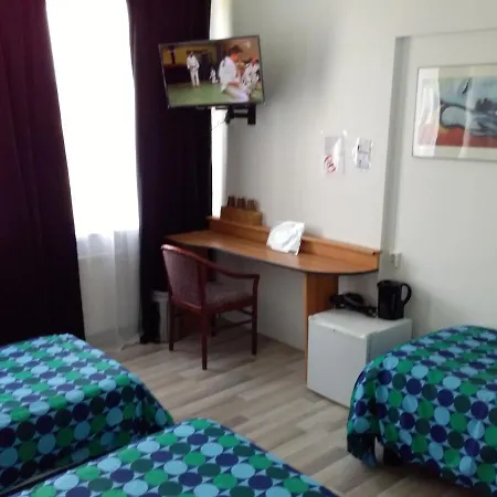 Hotel Baan 2*