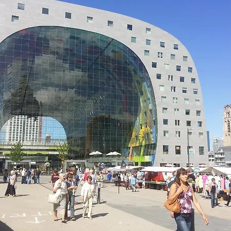 Baan 2* Rotterdam